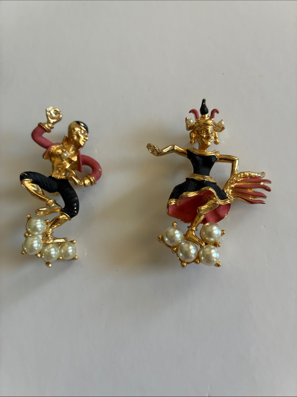 Vintage 1950’s Gold-Tone Carnival Balinese Dancer Pin Set w/ Enamel & Fau Pearls